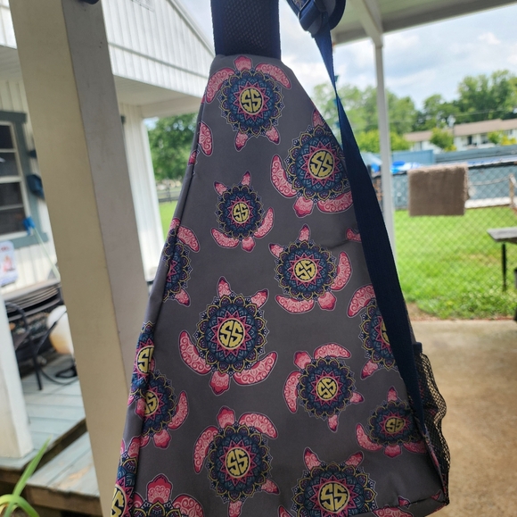 Sling bag. Simply Southern - Picture 9 of 10
